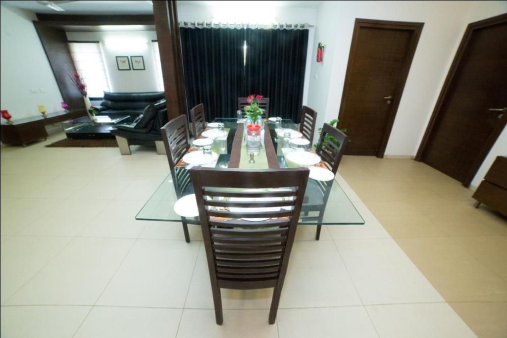 Hill View Hitech City Bed & Breakfast Hyderabad Exterior photo